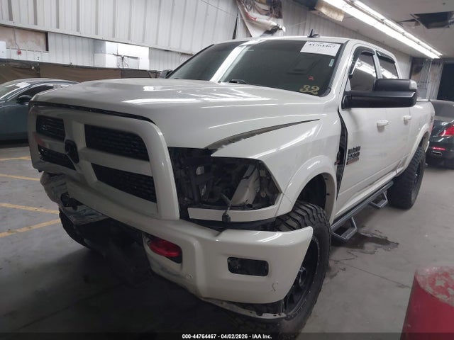 3C6UR5FL6HG657275 RAM 2500 Laramie 4x4 6&#039;4 Box