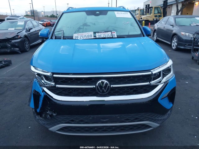 Продаж на аукціоні авто 2023 Volkswagen Taos 1.5t Sel, vin: 3VV2X7B25PM310861, номер лоту: 44764491
