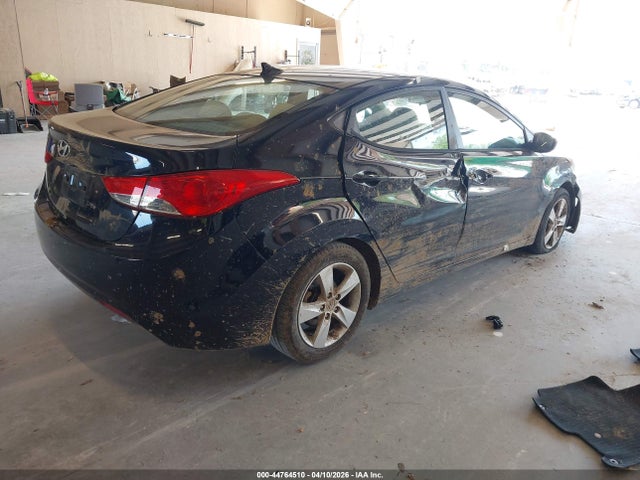 Продажа на аукционе авто 2013 Hyundai Elantra Gls, vin: 5NPDH4AE7DH281444, номер лота: 44764510