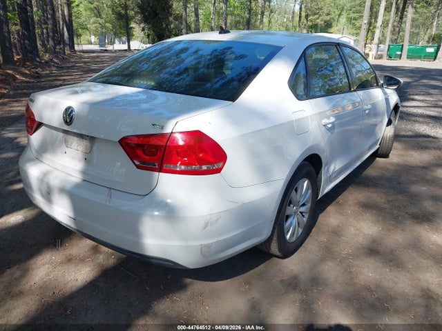 Продаж на аукціоні авто 2015 Volkswagen Passat 1.8t Wolfsburg Edition, vin: 1VWAT7A38FC048671, номер лоту: 44764512