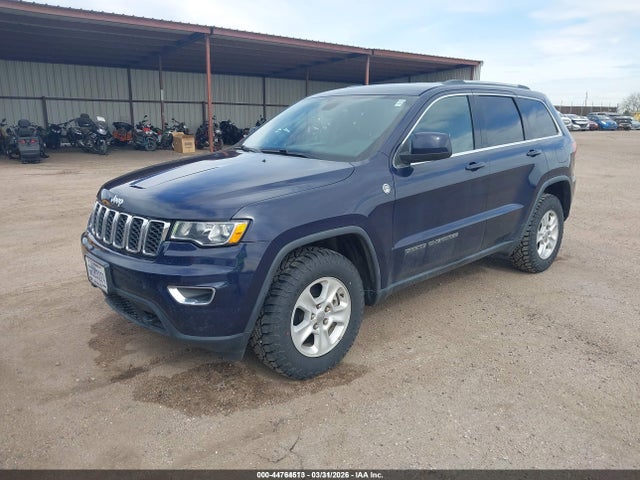 1C4RJFAG1HC667365 Jeep Grand Cherokee Laredo 4x4