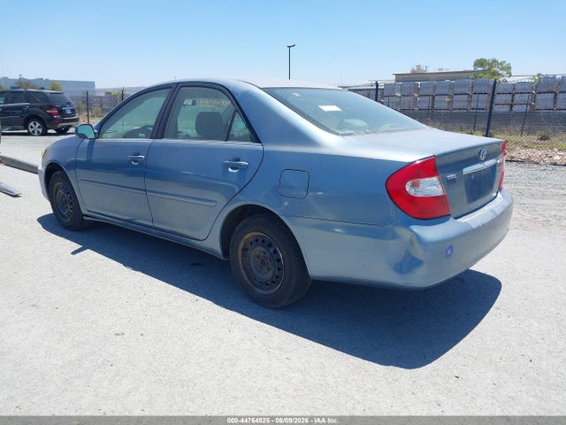 2003 Toyota Camry Le მანქანა იყიდება აუქციონზე, vin: 4T1BE32K93U744117, აუქციონის ნომერი: 44764525