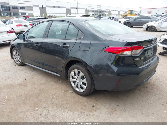 Продажа на аукционе авто 2022 Toyota Corolla Le, vin: 5YFEPMAE3NP357429, номер лота: 44764571