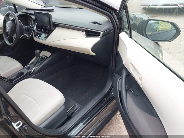 Продажа на аукционе авто 2022 Toyota Corolla Le, vin: 5YFEPMAE3NP357429, номер лота: 44764571