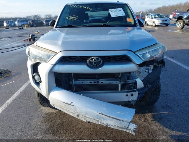 JTEBU5JR9E5185923 Toyota 4RUNNER SR5