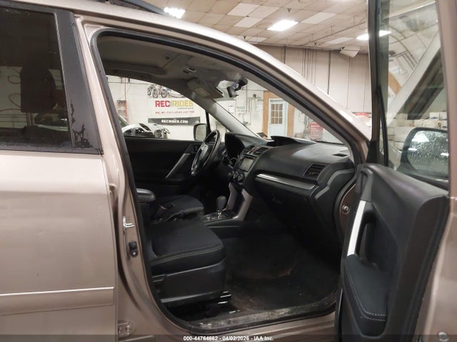 2015 Subaru Forester 2.5i Premium მანქანა იყიდება აუქციონზე, vin: JF2SJAGC4FH591621, აუქციონის ნომერი: 44764662