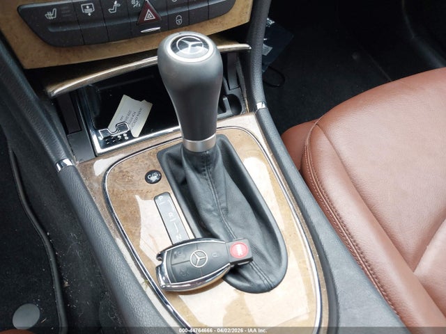 2008 Mercedes-benz E 350 მანქანა იყიდება აუქციონზე, vin: WDBUF56X38B335883, აუქციონის ნომერი: 44764666