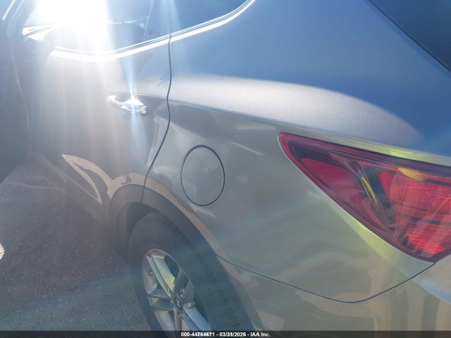 5NMZT3LB9JH098525 Hyundai Santa Fe Sport 2.4l