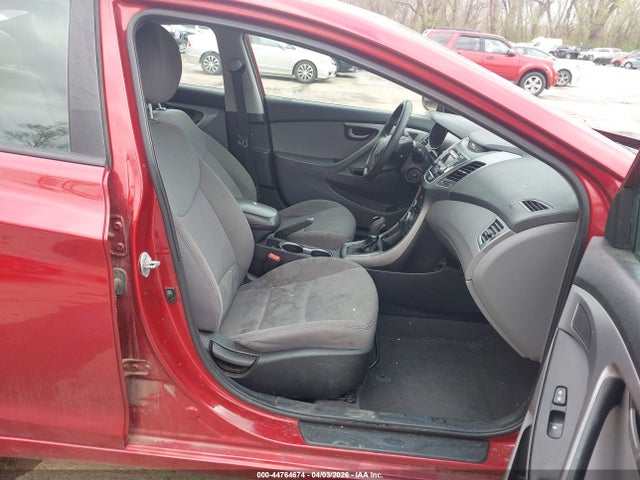 Продажа на аукционе авто 2015 Hyundai Elantra Se, vin: 5NPDH4AE7FH559553, номер лота: 44764674