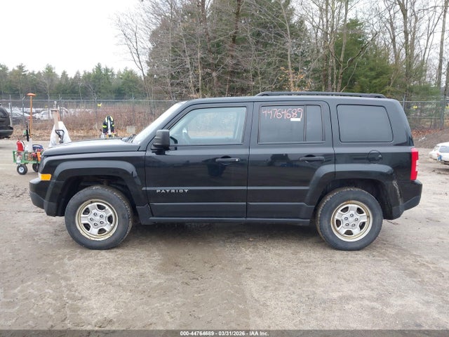 44764689 :رقم المزاد ، 1C4NJPBA3HD134877 vin ، 2017 Jeep Patriot Sport Fwd مزاد بيع