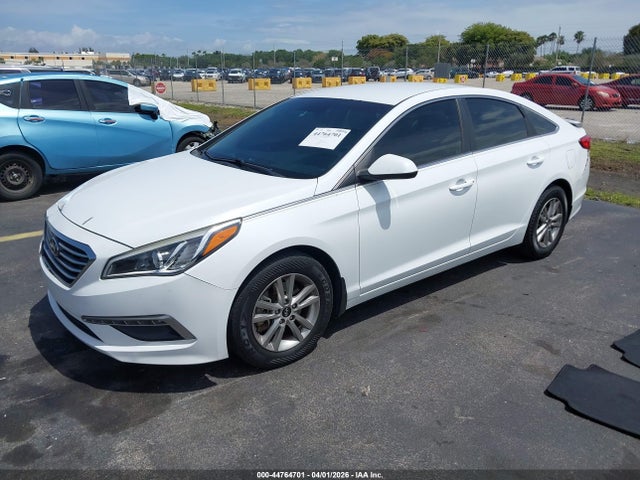 Продаж на аукціоні авто 2015 Hyundai Sonata Se, vin: 5NPE24AF8FH161623, номер лоту: 44764701