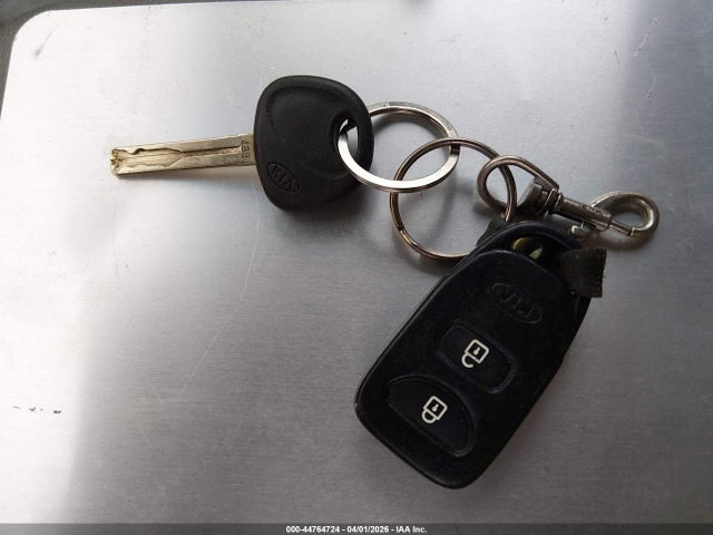 2011 KIA SORENTO 5XYKT3A12BG089799 Photo 10