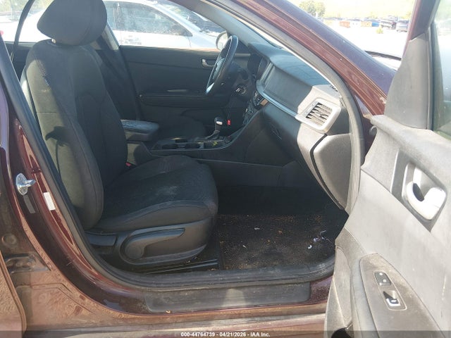 Продаж на аукціоні авто 2019 Kia Optima Lx, vin: 5XXGT4L33KG284549, номер лоту: 44764739