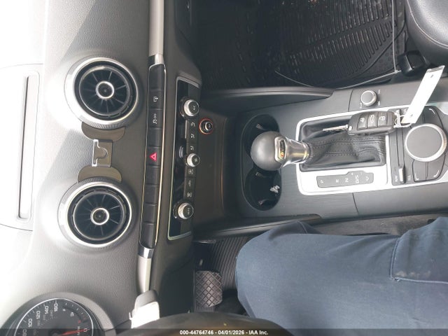 2015 AUDI A3 WAUACGFF3F1064596 Photo 10