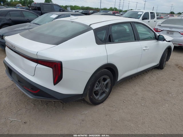 44764763 :رقم المزاد ، 3KPFT4DE4SE038419 vin ، 2025 Kia K4 Lxs مزاد بيع