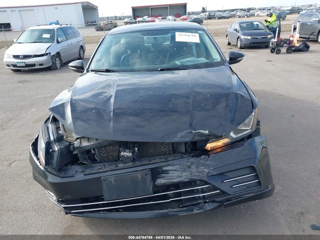 Auction sale of the 2017 Volkswagen Passat 1.8t R-line, vin: 1VWDT7A32HC040601, lot number: 44764766