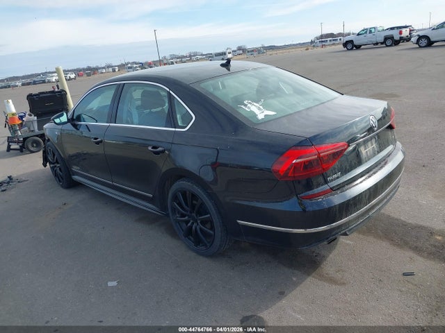 Auction sale of the 2017 Volkswagen Passat 1.8t R-line, vin: 1VWDT7A32HC040601, lot number: 44764766