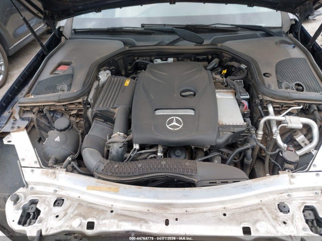 2019 Mercedes-benz E 300 4matic მანქანა იყიდება აუქციონზე, vin: WDDZF4KB6KA489759, აუქციონის ნომერი: 44764779