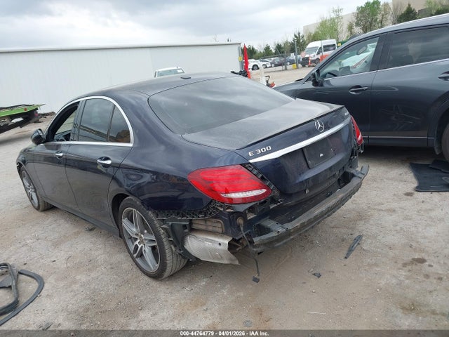 2019 Mercedes-benz E 300 4matic მანქანა იყიდება აუქციონზე, vin: WDDZF4KB6KA489759, აუქციონის ნომერი: 44764779