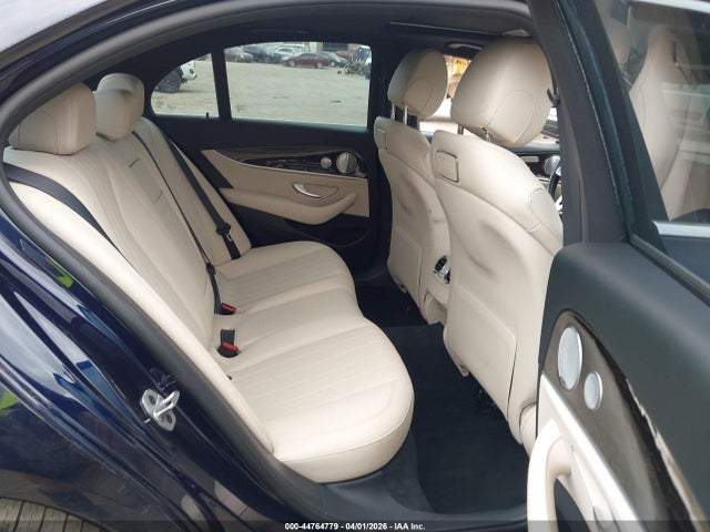 2019 Mercedes-benz E 300 4matic მანქანა იყიდება აუქციონზე, vin: WDDZF4KB6KA489759, აუქციონის ნომერი: 44764779