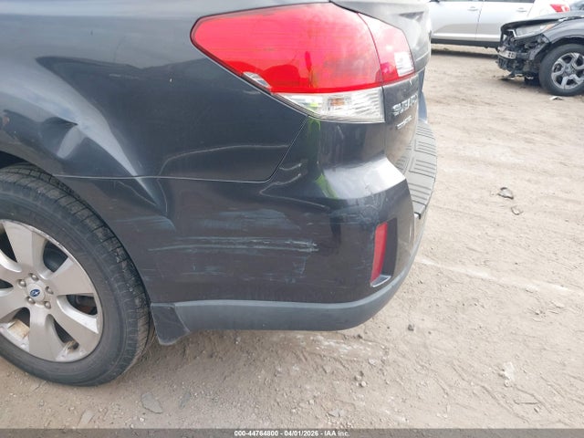 44764800 :رقم المزاد ، 4S4BRDKC9C2290935 vin ، 2012 Subaru Outback 3.6r Limited مزاد بيع