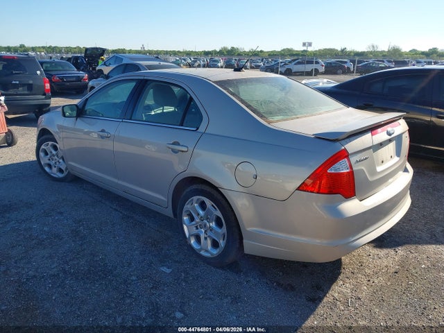 2010 FORD FUSION 3FAHP0HA6AR186419 Photo 2