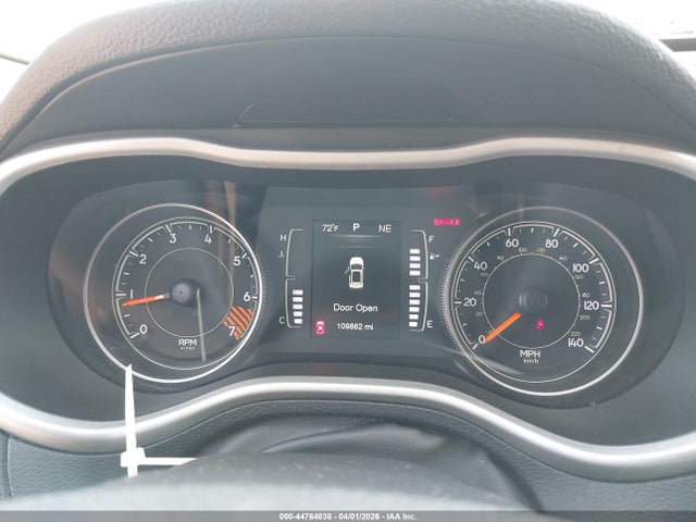 Продажа на аукционе авто 2015 Jeep Cherokee Latitude, vin: 1C4PJLCB7FW627648, номер лота: 44764838