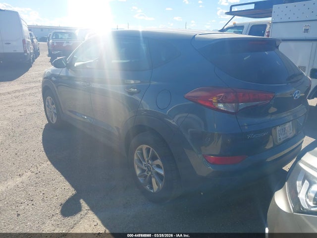 KM8J23A40JU655198 Hyundai TUCSON SE
