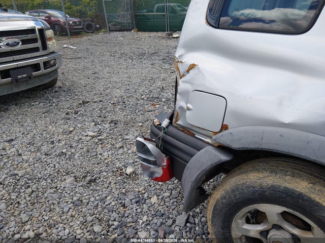 Продаж на аукціоні авто 2002 Chevrolet Tracker Hard Top Zr2, vin: 2CNBJ734626939057, номер лоту: 44764853