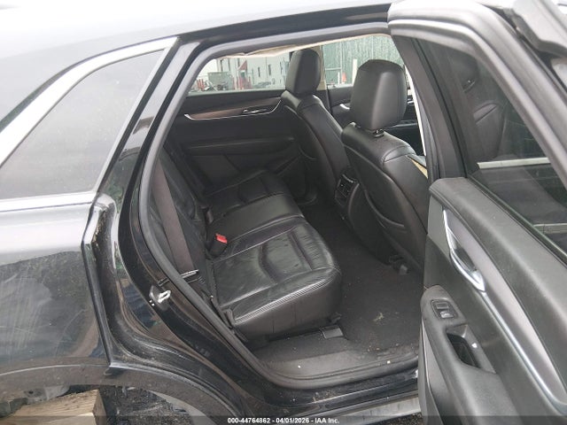 44764862 :رقم المزاد ، 1GYKNBRS4HZ106964 vin ، 2017 Cadillac Xt5 Luxury مزاد بيع
