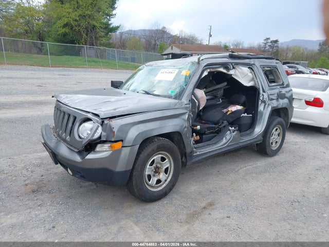 44764883 :رقم المزاد ، 1C4NJRBB4ED629931 vin ، 2014 Jeep Patriot Sport مزاد بيع