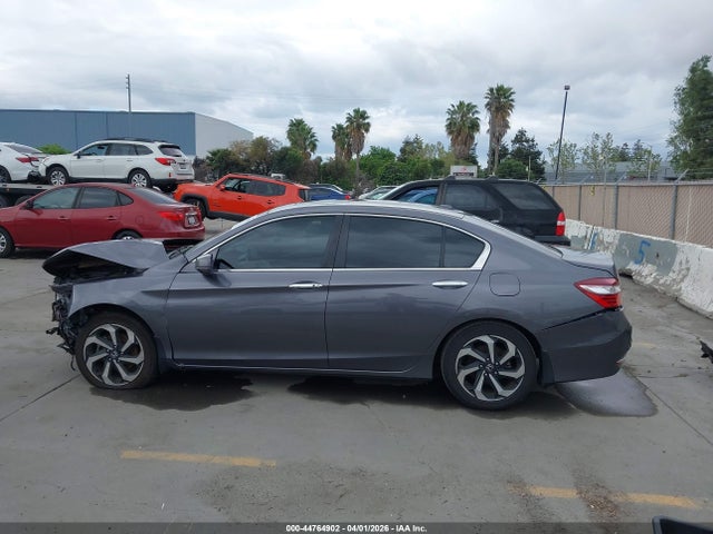 Honda ACCORD EX 2017 1HGCR2F71HA085537 Image 14