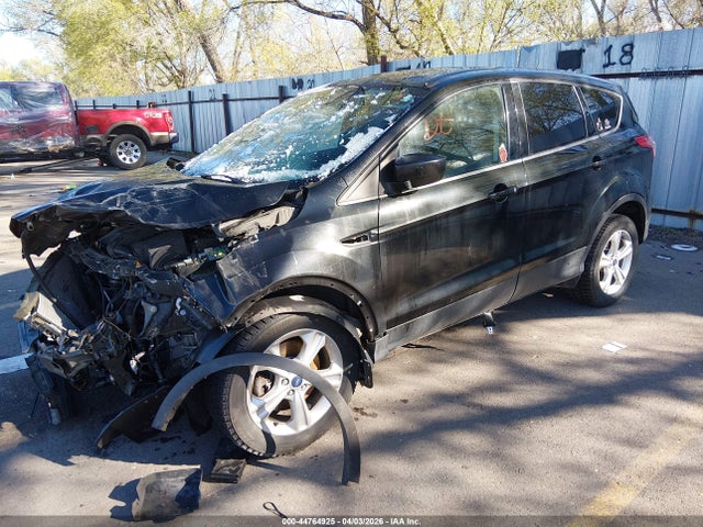 1FMCU9GX6FUA39200 Ford ESCAPE SE