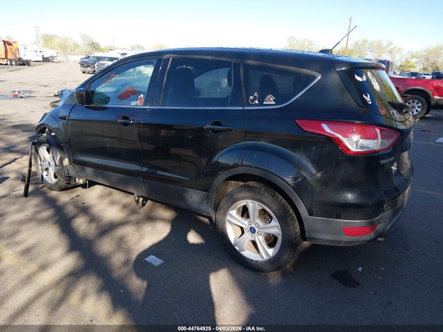 1FMCU9GX6FUA39200 Ford ESCAPE SE