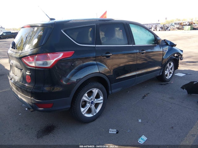 1FMCU9GX6FUA39200 Ford ESCAPE SE