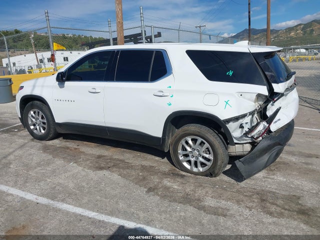 Chevrolet Traverse Ls 2018 1GNERFKW2JJ264582 Image 14