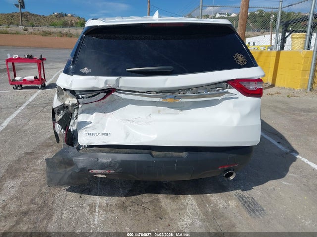 Chevrolet Traverse Ls 2018 1GNERFKW2JJ264582 Image 16