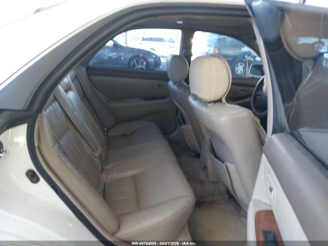 Продажа на аукционе авто 1998 Lexus Es 300, vin: JT8BF28GXW5049768, номер лота: 44764955