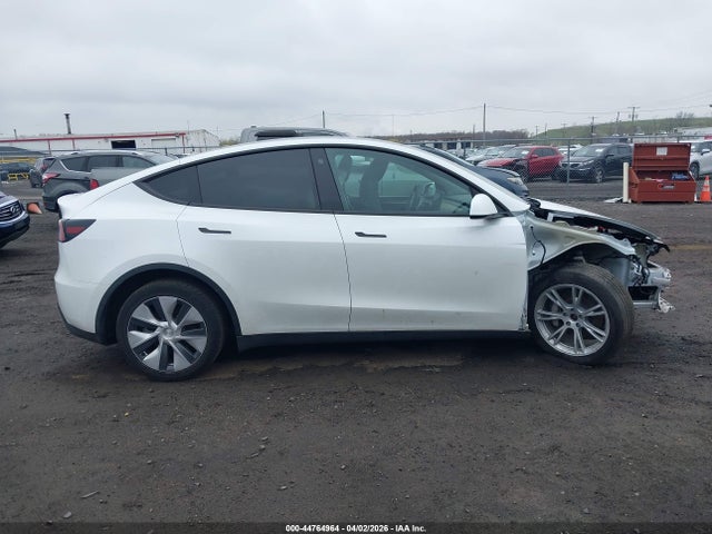 44764964 :رقم المزاد ، 7SAYGAEE8PF689194 vin ، 2023 Tesla Model Y مزاد بيع