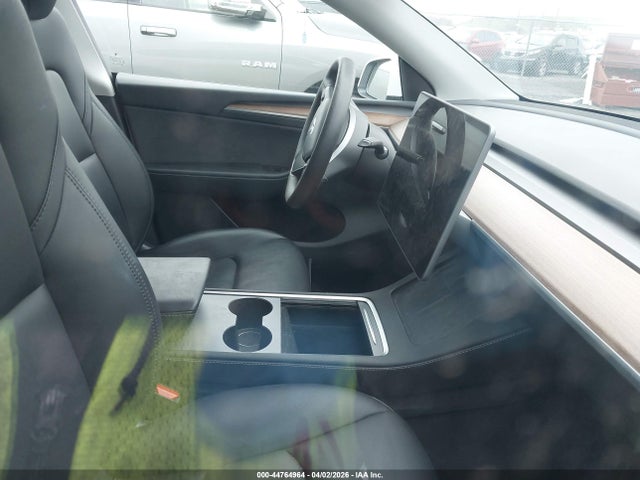 44764964 :رقم المزاد ، 7SAYGAEE8PF689194 vin ، 2023 Tesla Model Y مزاد بيع