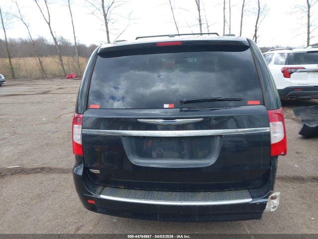 44764987 :رقم المزاد ، 2C4RC1BG2DR706882 vin ، 2013 Chrysler Town & Country Touring مزاد بيع