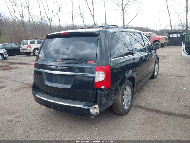 44764987 :رقم المزاد ، 2C4RC1BG2DR706882 vin ، 2013 Chrysler Town & Country Touring مزاد بيع