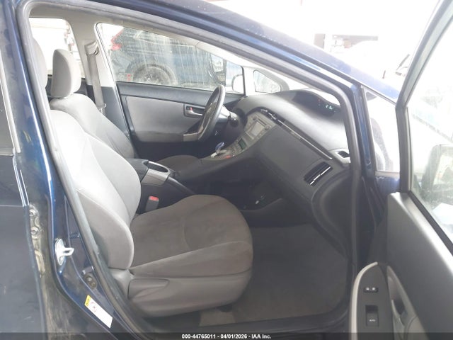Toyota Prius Two 2015 JTDKN3DU8F1970061 Image 5