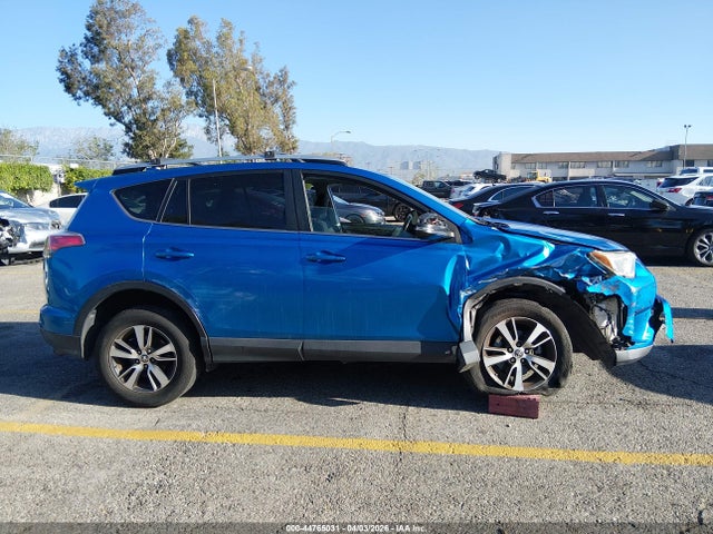 Toyota Rav4 Xle 2016 JTMWFREV4GJ084555 Image 13