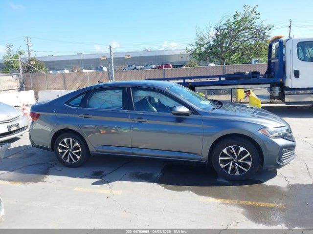 Продажа на аукционе авто 2023 Volkswagen Jetta 1.5t S, vin: 3VW5M7BU5PM005654, номер лота: 44765069