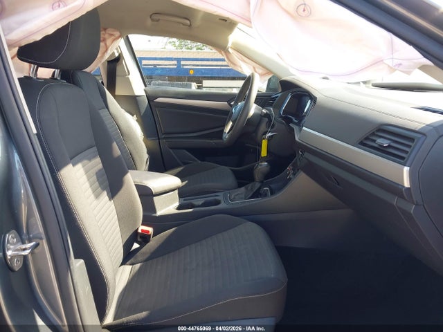 2023 VOLKSWAGEN JETTA 3VW5M7BU5PM005654 Photo 4