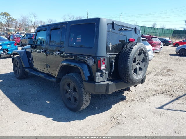 44765070 :رقم المزاد ، 1C4BJWEG6CL104834 vin ، 2012 Jeep Wrangler Unlimited Sahara مزاد بيع