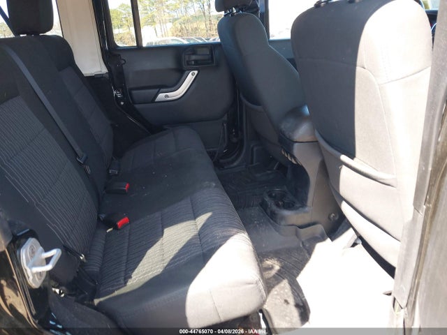 44765070 :رقم المزاد ، 1C4BJWEG6CL104834 vin ، 2012 Jeep Wrangler Unlimited Sahara مزاد بيع