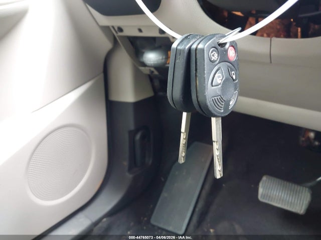 44765073 :رقم المزاد ، 1FMCU0HD6JUA20607 vin ، 2018 Ford Escape Sel مزاد بيع