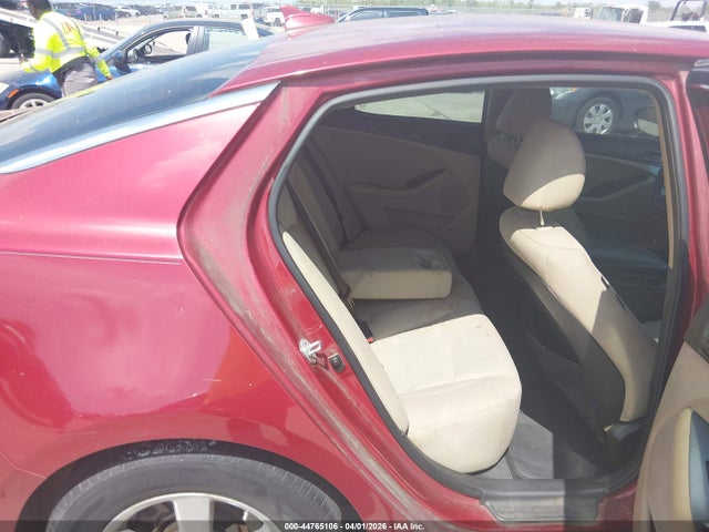 44765106 :رقم المزاد ، 5XXGM4A70FG428132 vin ، 2015 Kia Optima Lx مزاد بيع